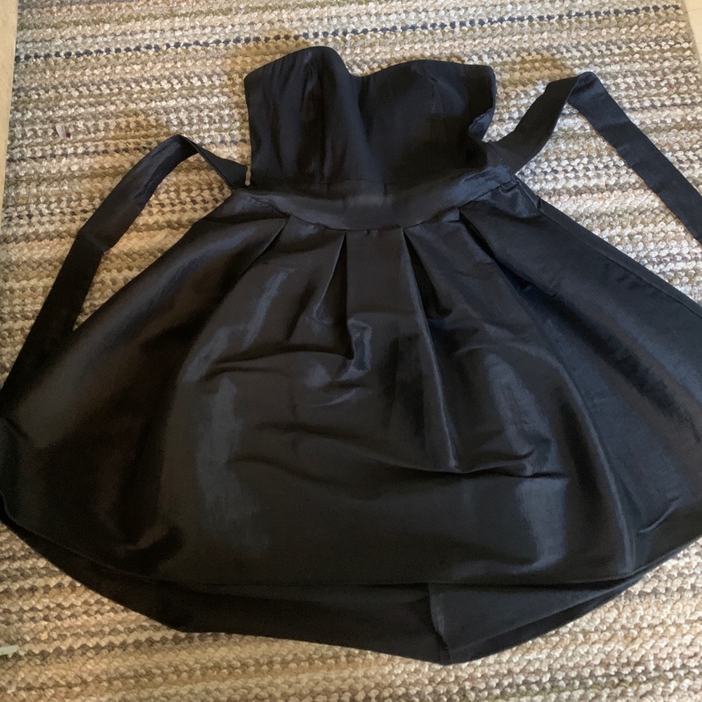 Short black dress size M
